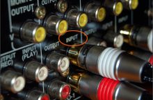Comment brancher un micro sur une chaîne hifi ?